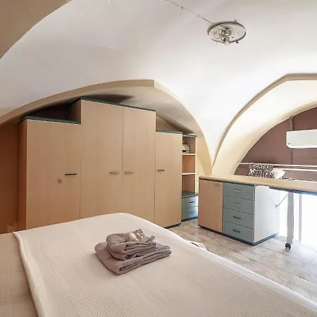Locazione Turistica Frontemare Delle Sirene Apartment *