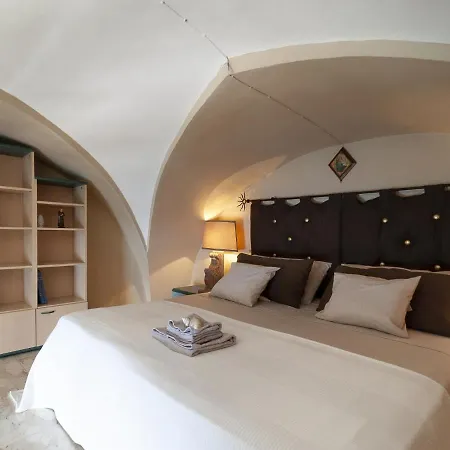 Apartment Locazione Turistica Frontemare Delle Sirene